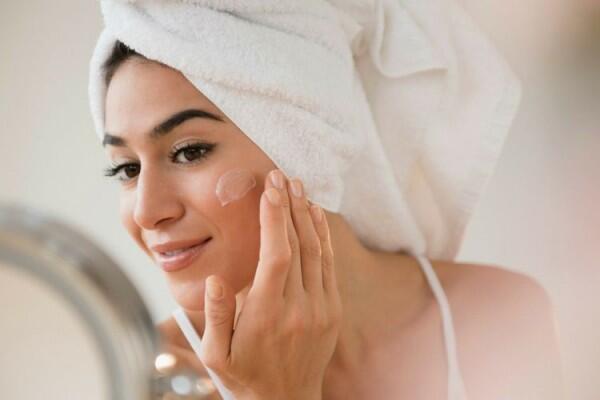 5 Alat Makeup yang Wajib Banget Dimiliki Oleh Pemula, Sudah Punya?