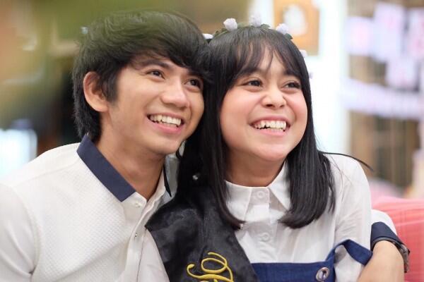 Tiga Tahun Pacaran, 10 Potret Mesra Lesty Kejora & Rizky D'Academy