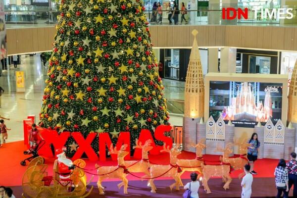 Semarak Natal, Pakuwon Mall Hadirkan Replika Gereja Sagrada Familia