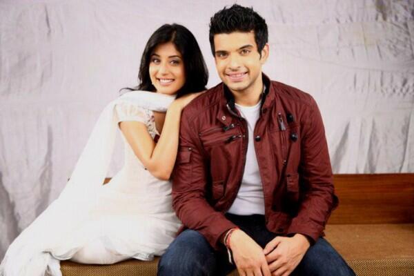 10 Potret Memesona Kritika Kamra, Pemeran Arohi di Arjun dan Arohi