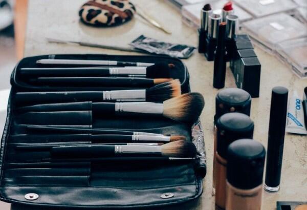 Gak Semua Harus Dibeli, Ini Tips Biar Belanja Skincare Lebih Hemat