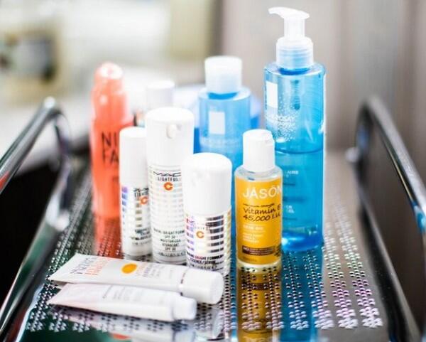 Gak Semua Harus Dibeli, Ini Tips Biar Belanja Skincare Lebih Hemat