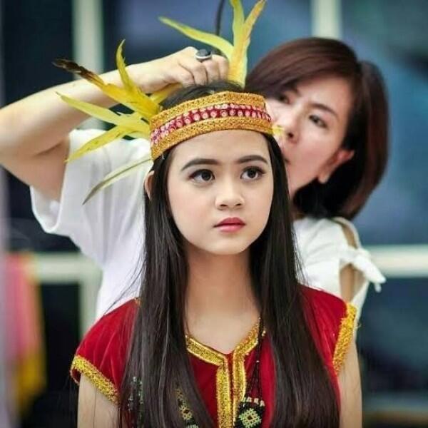 Bikin Kagum, 6 Rahasia Kecantikan Wanita Dayak yang Wajib Kamu Tahu
