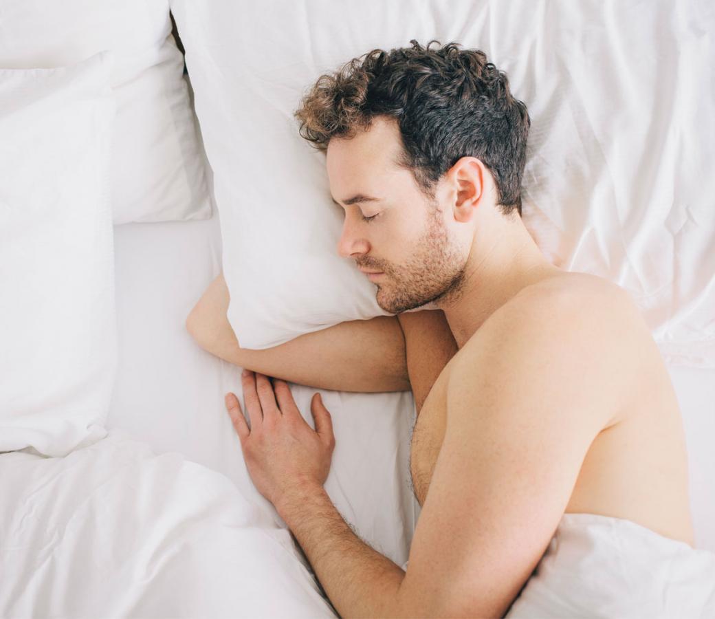 7 Manfaat Luar Biasa Tidur Telanjang, Coba Terapkan Jika Memungkinkan