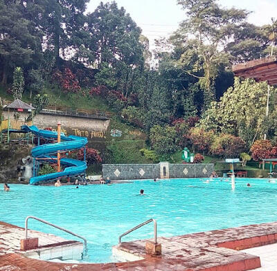 Maen Ke Semarang Pengen Berenang ? Mampir Yuk Di 6 Destinasi Wisata Ini