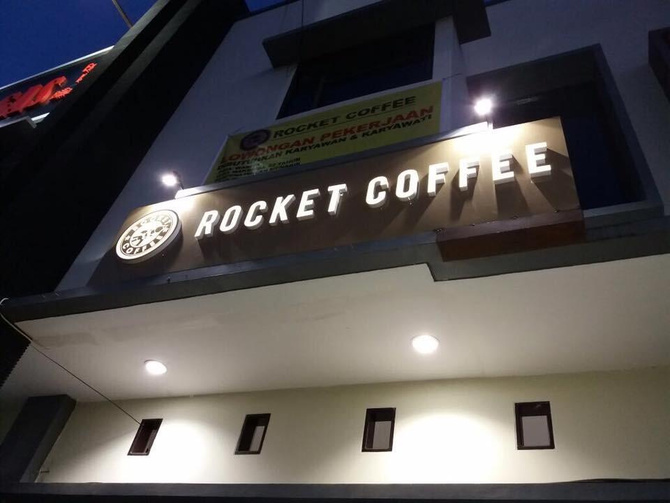 PELUANG BISNIS ROCKET COFFEE