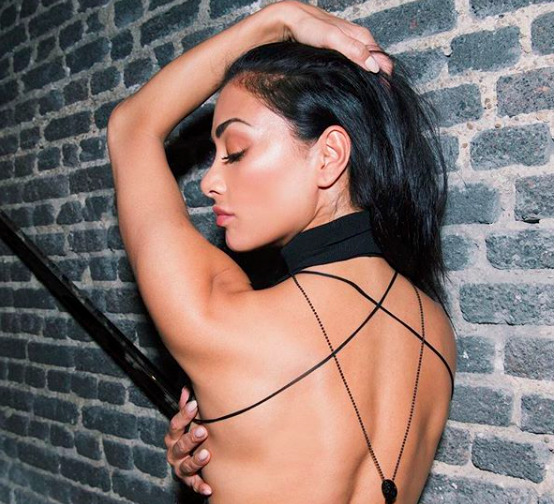 Biar Gak Bau Ketek, Nicole Scherzinger Pakai Minyak Kelapa