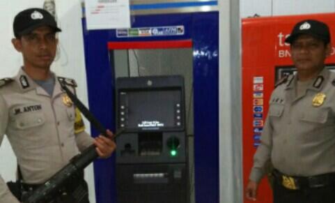 Tiga Anggota Personil Polsek Talang Kelapa Razia Cipkon di Objek Vital