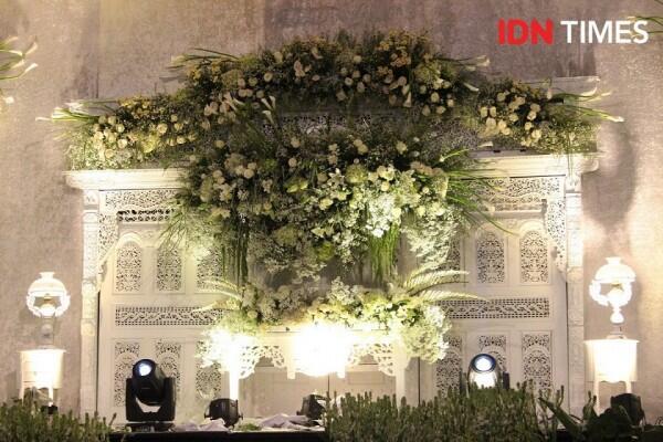 Jenis Bunga hingga Warna, 6 Fakta Dekorasi Pernikahan yang Hits 2018