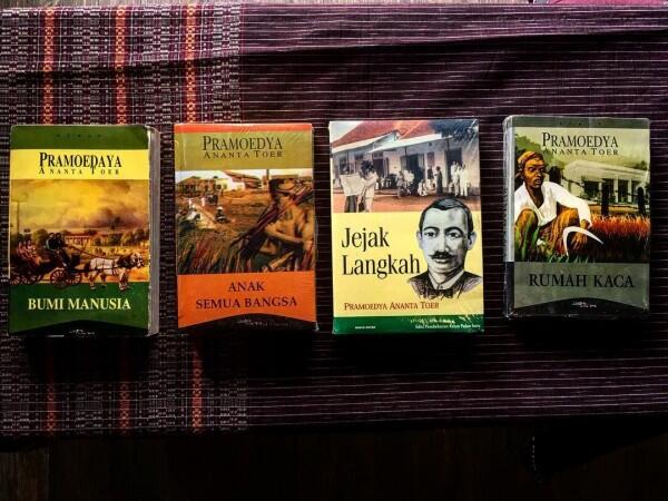 Untuk Penerus Bangsa, Bacalah 6 Buku Klasik dari Indonesia Ini!
