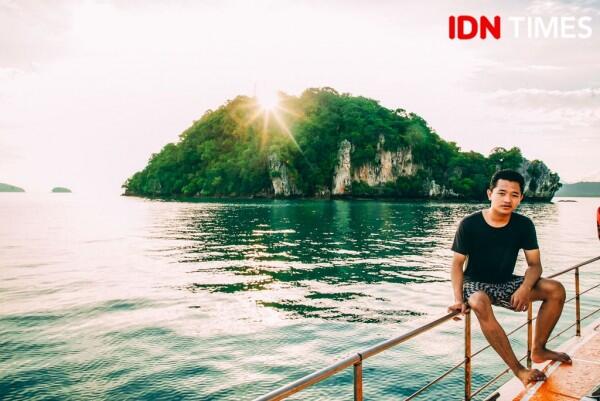 15 Potret Keseruan Sunset Cruise di Pulau Langkawi Malaysia, Epic!
