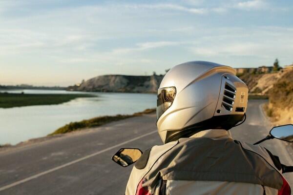 Feher ACH-1, Helm Tipe Full Face Pertama dengan Fitur AC di Dalamnya
