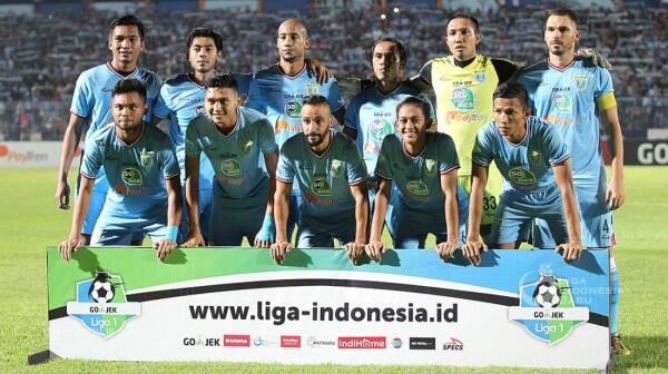 Persela Lamongan vs Persib Bandung: Kandang-Tandang Terakhir Kedua Tim