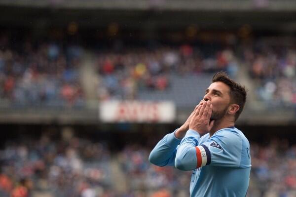 David Villa Reuni dengan Andres Iniesta di Vissel Kobe