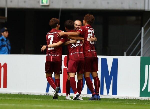 David Villa Reuni dengan Andres Iniesta di Vissel Kobe