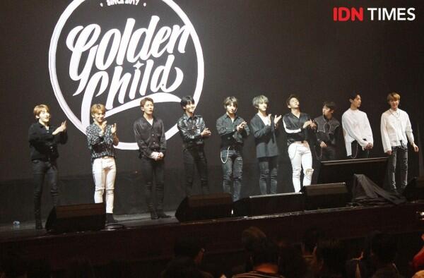 10 Potret KARD hingga Golden Child di Konser Amal untuk Korban Palu
