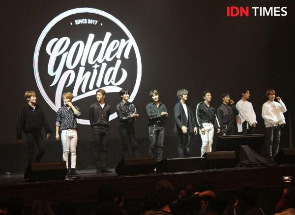 10 Potret KARD hingga Golden Child di Konser Amal untuk Korban Palu