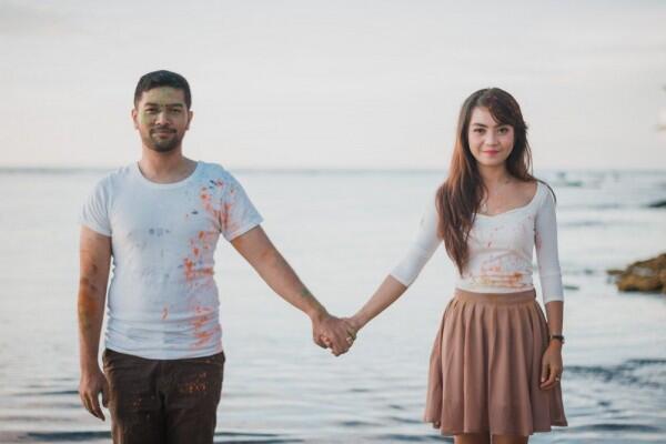 5 Trik Meluluhkan Hati Cewek Introvert, Layak Dicoba!