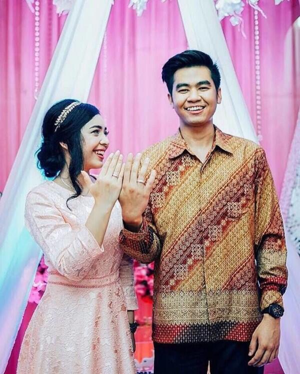 10 Potret Macho Arif Muhammad, Youtuber yang Identik dengan "Mak Beti"