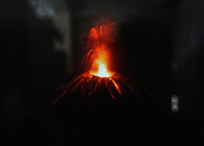 Aktivitas Gunung Anak Krakatau mereda