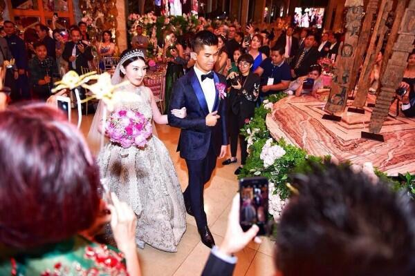 10 Kemewahan Pernikahan Crazy Rich Surabaya Ini Bikin Melongo