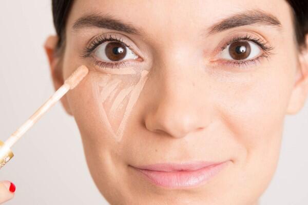 Masih Awam Kegunaannya, Ini 6 Manfaat Concealer dalam Makeup