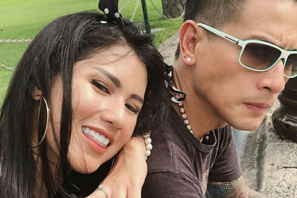 Makin Lengket, Ini 10 Potret Kemesraan Chef Juna dan Atries Angel!