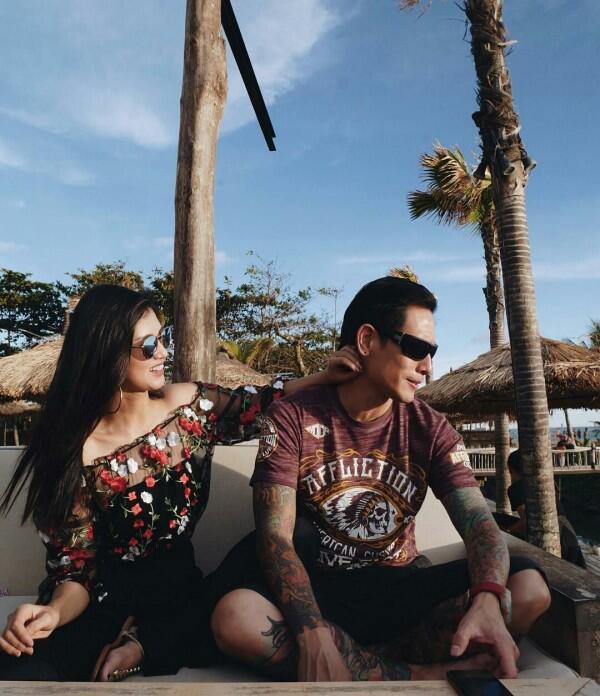 Makin Lengket, Ini 10 Potret Kemesraan Chef Juna dan Atries Angel!