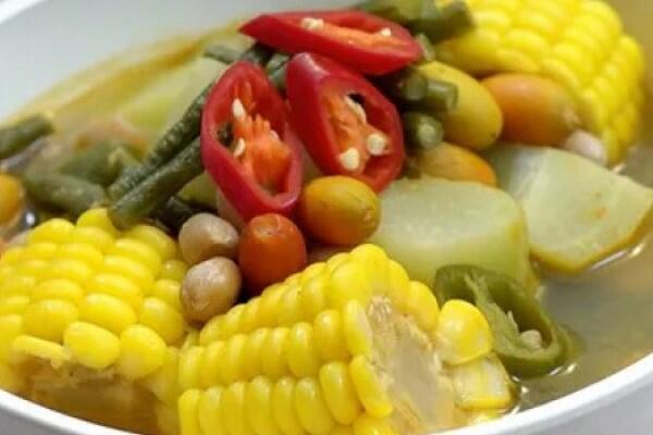 3 Perbedaan Sayur Asem Jawa dan Betawi, Enak Mana yang Ya?