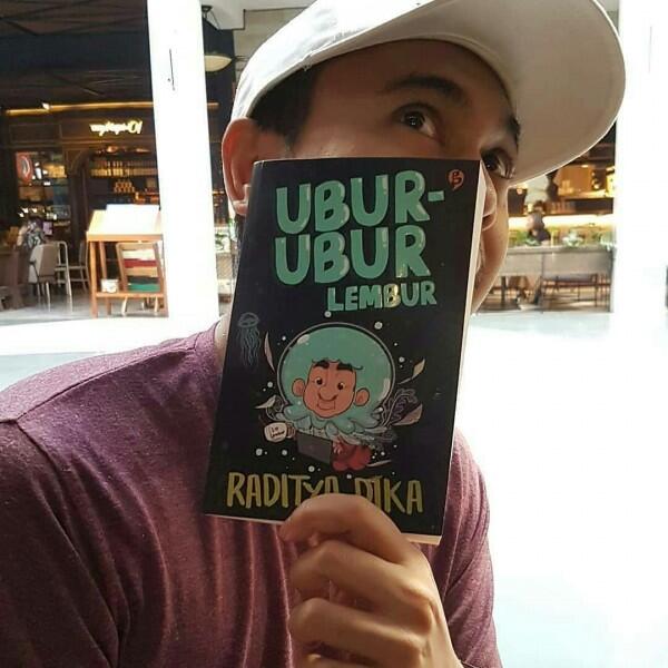 10 Artis yang Rilis Buku di 2018, Mulai Prilly Sampai Roy Kiyoshi