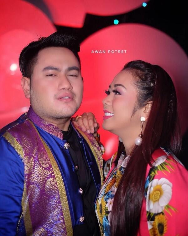 10 Potret Persahabatan Soimah dan King Nassar yang Lengket Banget!