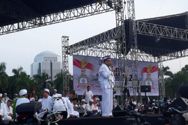 Prabowo Tiba di Panggung Reuni 212, Pewara: Ini Bukan Ajang Politik
