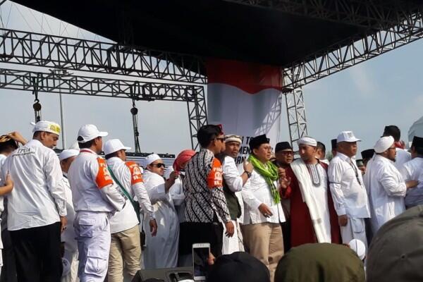 Dari Nama Rizieq, Ketua Reuni 212 Singgung Pembakaran Bendera