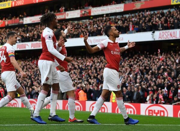 Arsenal vs Tottenham Hotspur: London Utara Berwarna Merah!
