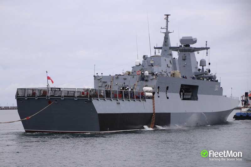 Balada Meko A-100 Polandia, Dari Korvet Menjadi OPV