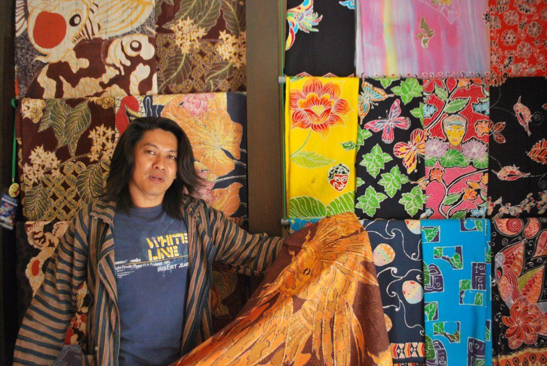 Peduli Sesama, Buat Kampung Batik Di Malang
