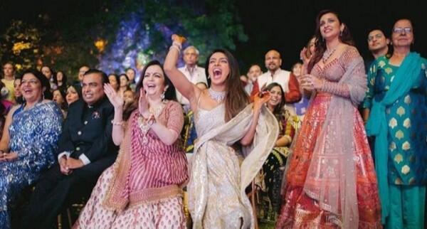 10 Kemeriahan Perayaan Sangeet Priyanka Chopra, Nick Jonas Nari India!