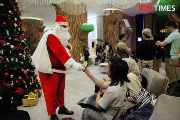 Bukan Cuma Pohonnya, Lampu dan Hiasan Natal Ternyata Punya Makna Lho