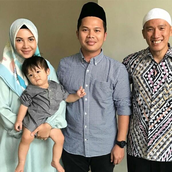Bakal Punya Anak ke-4, Ini 10 Potret Kemesraan Ratna Galih & Suami