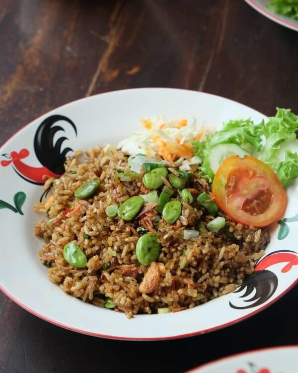 7 Nasi Goreng Khas Indonesia yang Paling Populer, Mana Favoritmu?
