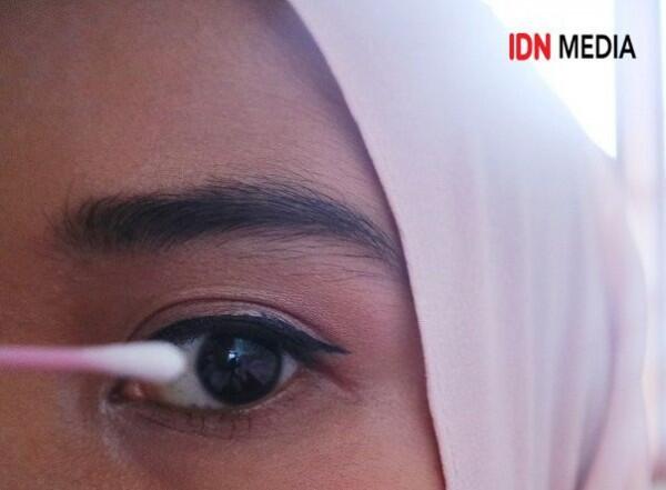 8 Beauty Hack Super Gampang Ampuh untuk Memperbaiki Kesalahan Makeup