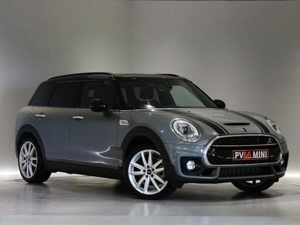 Muat Banyak Orang, Ini 5 Mobil Station Wagon Paling Keren di Indonesia