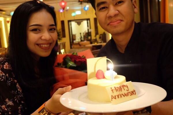 Sama Kocaknya, Ini 10 Potret Arif Muhammad 'Mak Beti' & Kekasih