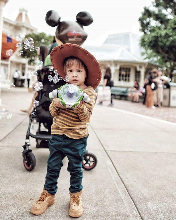 Balita Kece! 10 Penampilan Bjorka yang Makin Stylish Bak Model Cilik