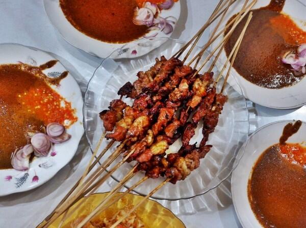 6 Sate Legendaris di Malang Raya, Dijamin Bikin Kamu Ngiler!