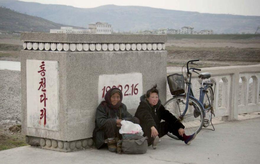 Bikin Sedih, 12 Foto Terlarang di Korea Utara Ini Bocor ke Internet