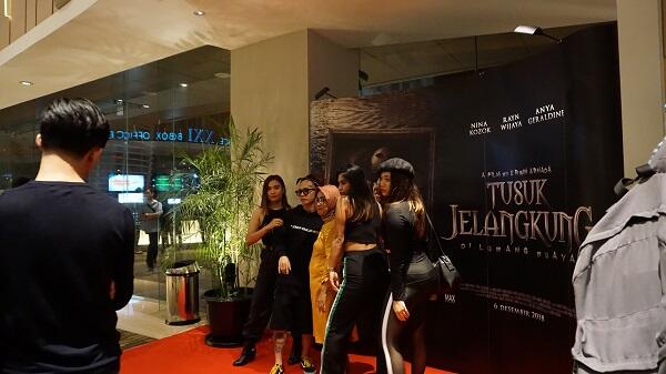 Tusuk Jelangkung di Lubang Buaya: Film Pertama Anya Geraldine