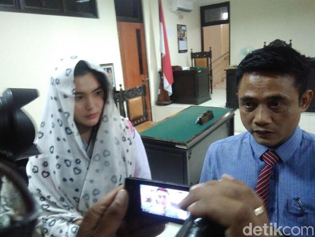 Bebas dari Penjara, Angela Lee Ucap Syukur