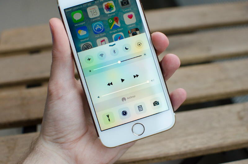 Awas Nyesel, 8 Kesalahan Sepele Ini Ternyata Bikin iPhone Cepet Rusak!