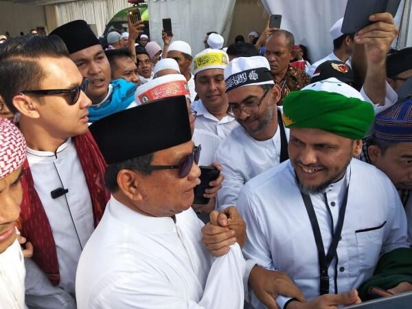 Gerindra Kecewa Berita 212 Kalah dengan Sampah Plastik di Pulau Seribu